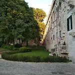 Sfinga In The Heart Of Diocletian's Palace Σπλιτ