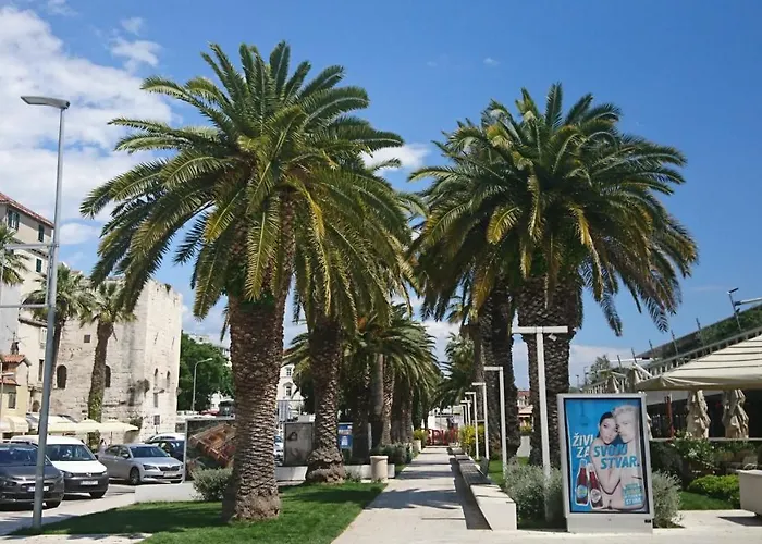 Апартаменты Sfinga In The Heart Of Diocletian's Palace *