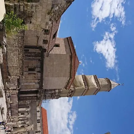 Sfinga In The Heart Of Diocletian's Palace Apartmán